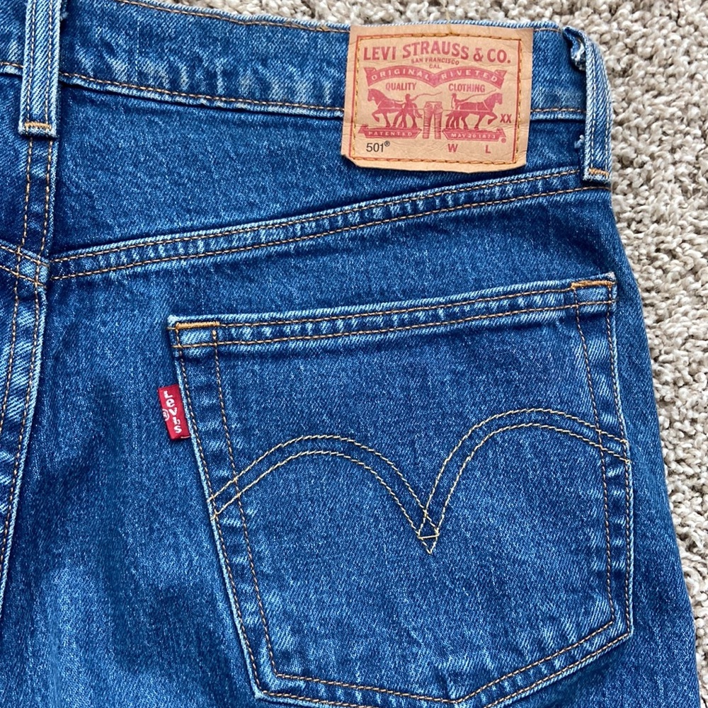 Levi’s 501 Size 30 button fly jeans